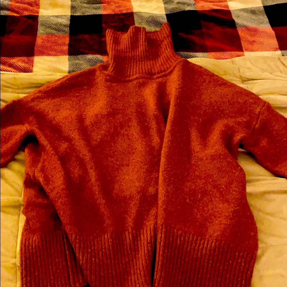 William Rast Red Sweater - Picture 4 of 7
